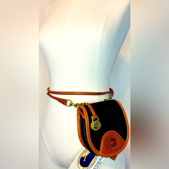 Vintage Dooney & Bourke All Weather Black and Tan Mini Crossbody/Belt Bag NWT! - Picture 2 of 11